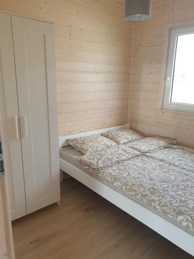 Lodger Szara Gaska W Gaskach